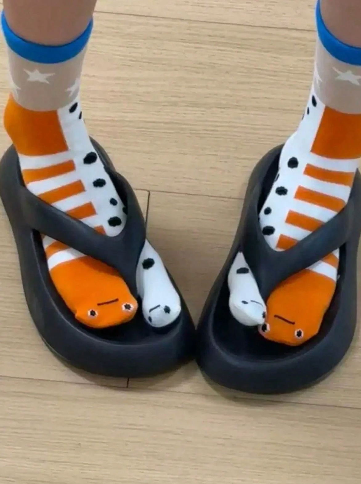 1 pair Chaussette Women's Cute And Funny Toe - Separated Mid - Calf Socks