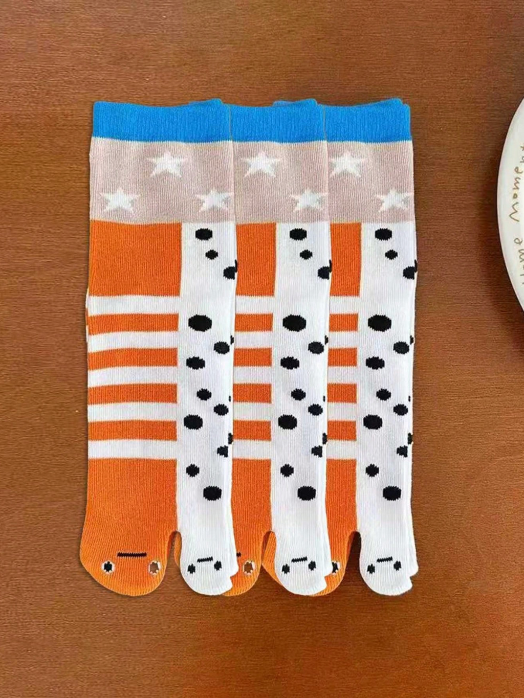 1 pair Chaussette Women's Cute And Funny Toe - Separated Mid - Calf Socks