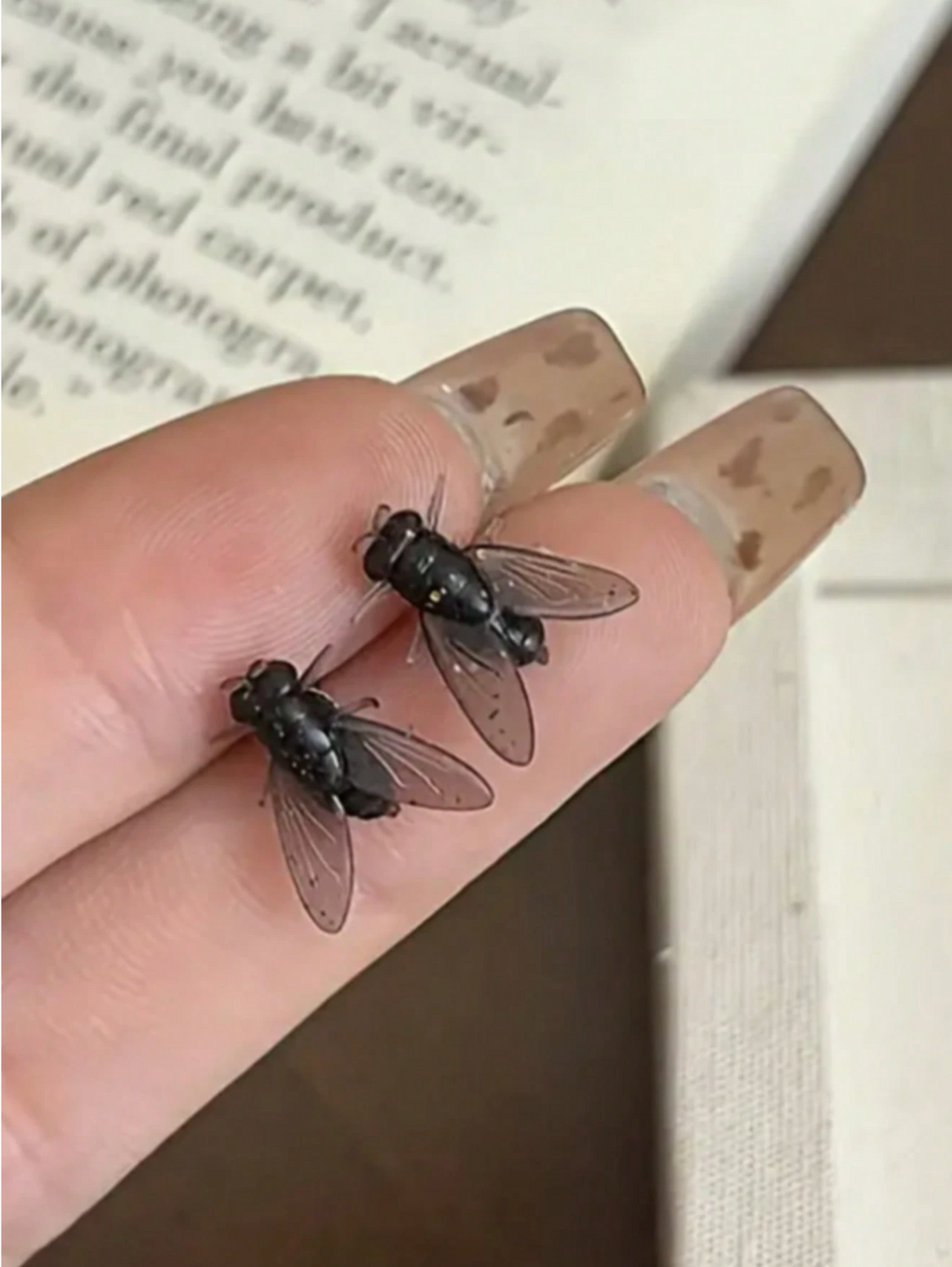 Pair Of Funny Fly Ear Studs - Realistic Look, Easy-To-Wear Everyday Gothic Casual Jewelry