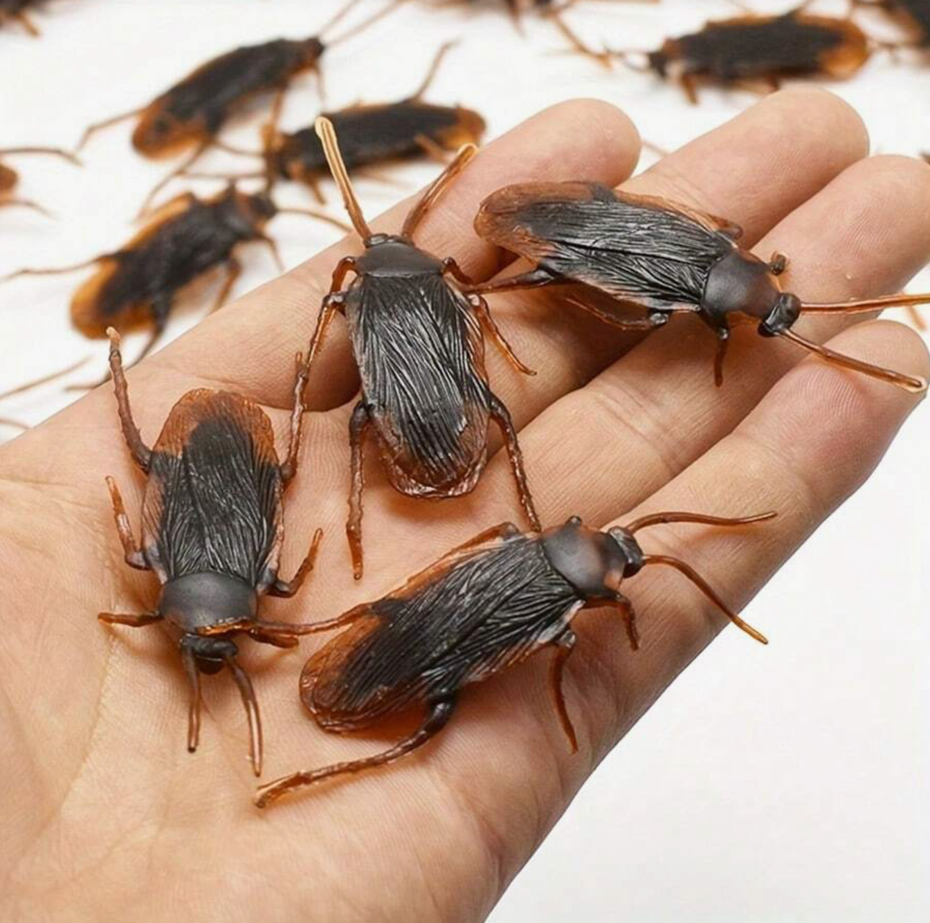 Funny Toy Fake Cockroach Lifelike Insect Toy