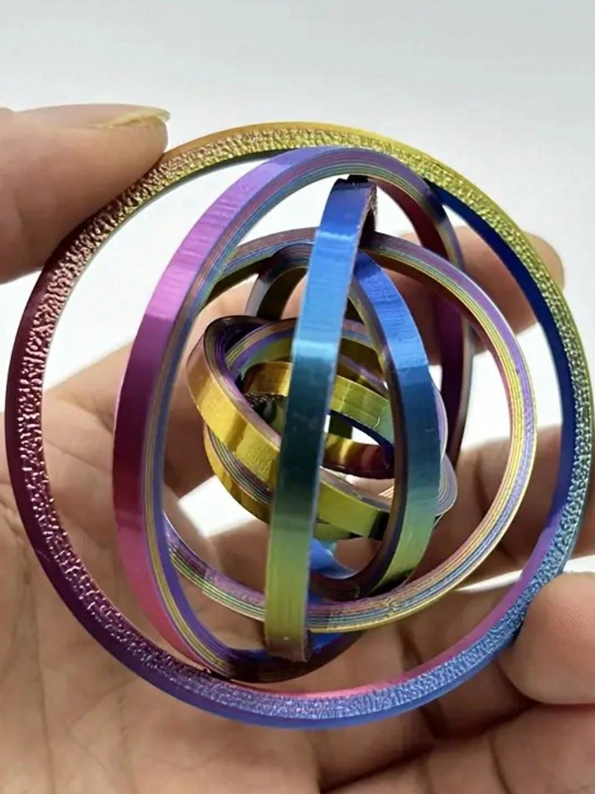 Mini Creative Stress-Relieving Spinning Top, Christmas-Themed Spinning Ring Physics Top