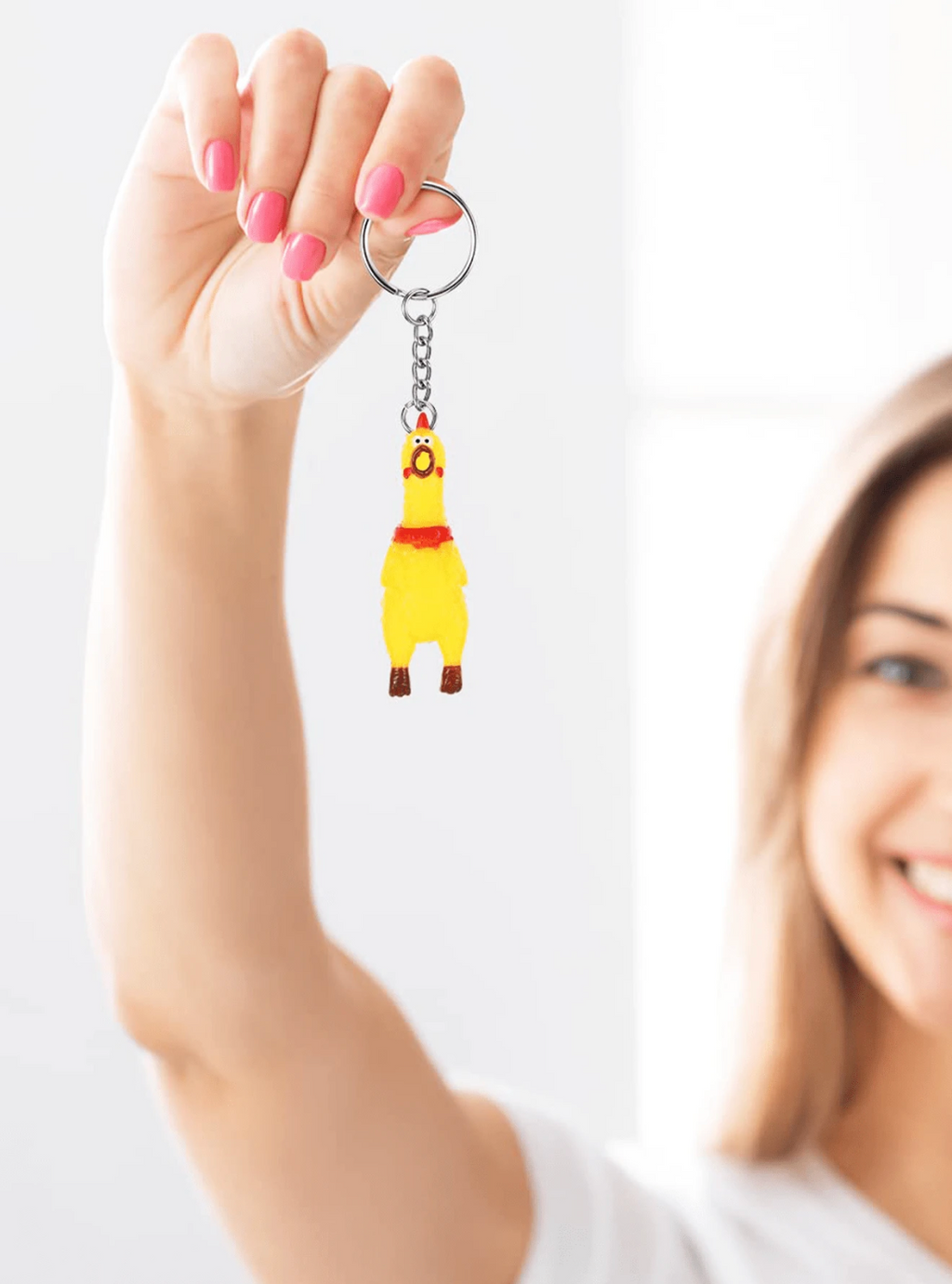 Squeaky Screaming Chicken Keychain Prank Novelty Funny Mini Rubber Squeeze Screaming